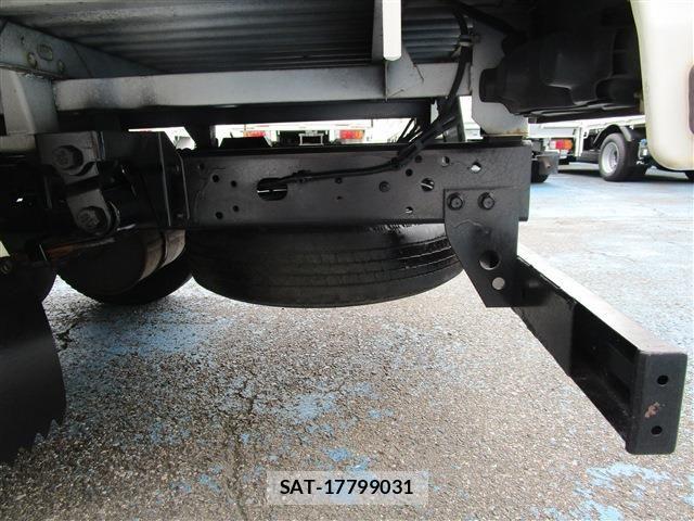 Nissan ATLAS 2016-01 8228903-28