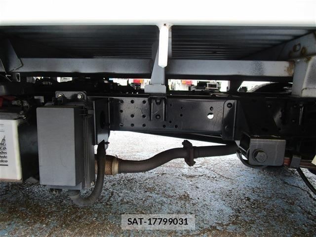 Nissan ATLAS 2016-01 8228903-29
