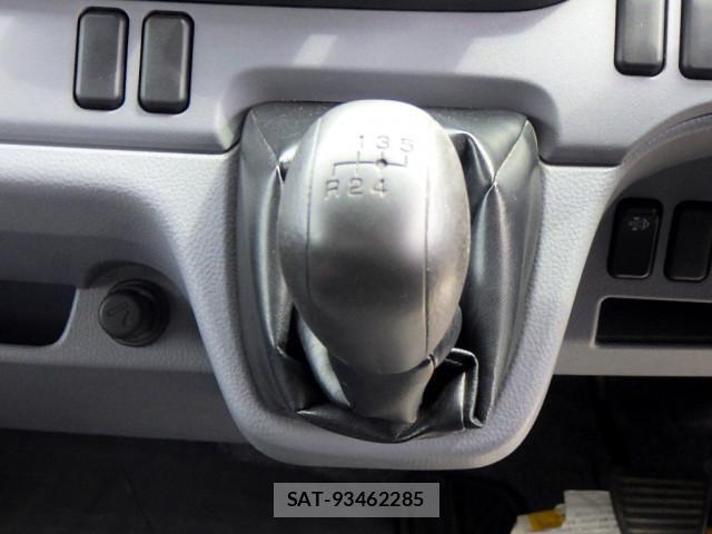 Nissan ATLAS 2015-09 8228901-13