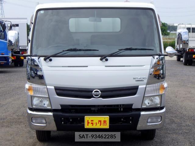 Nissan ATLAS 2015-09 8228901-2