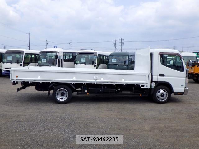 Nissan ATLAS 2015-09 8228901-4