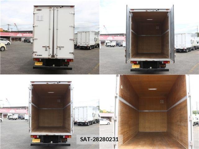 Nissan ATLAS 2017-05 8228902-9