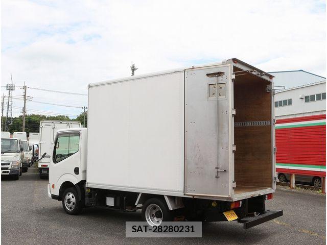 Nissan ATLAS 2017-05 8228902-16