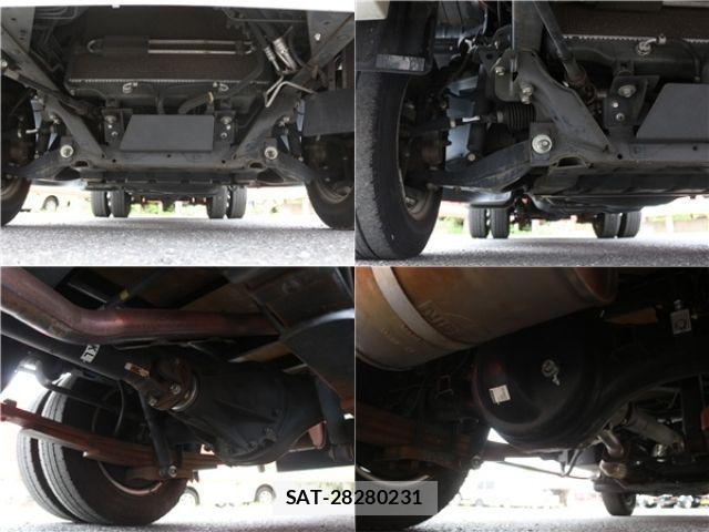 Nissan ATLAS 2017-05 8228902-19