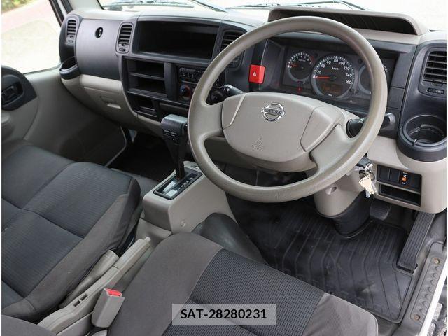 Nissan ATLAS 2017-05 8228902-20