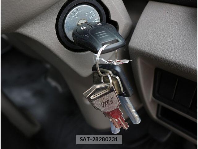 Nissan ATLAS 2017-05 8228902-27