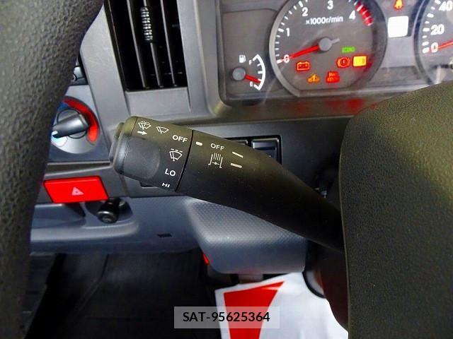 Nissan ATLAS 2024-08 8228899-18