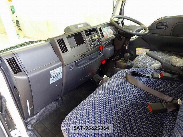 Nissan ATLAS 2024-08 8228899-6