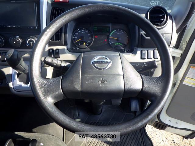 Nissan ATLAS 2020-01 8228900-12