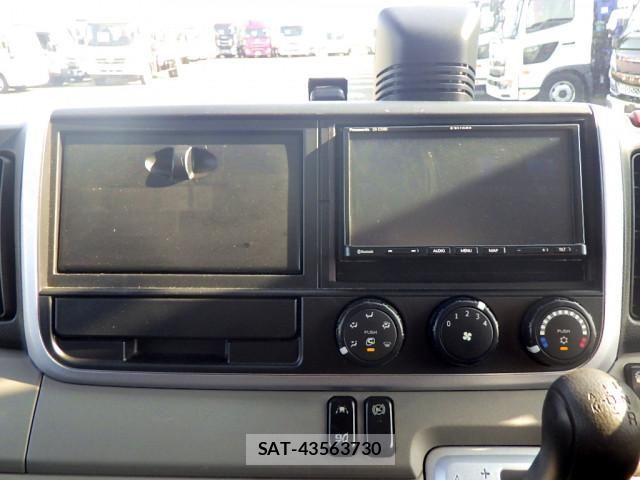 Nissan ATLAS 2020-01 8228900-14