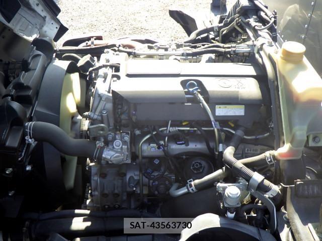 Nissan ATLAS 2020-01 8228900-24