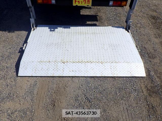 Nissan ATLAS 2020-01 8228900-6