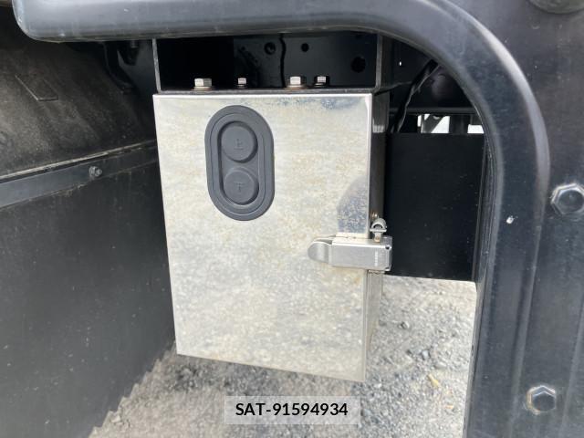 Nissan ATLAS 2023-09 8228898-22