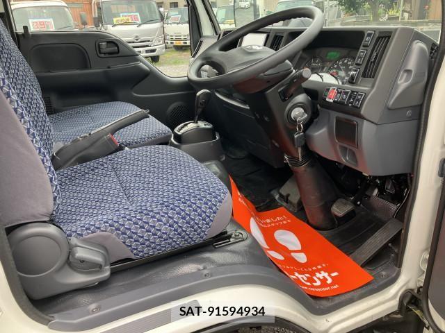 Nissan ATLAS 2023-09 8228898-24