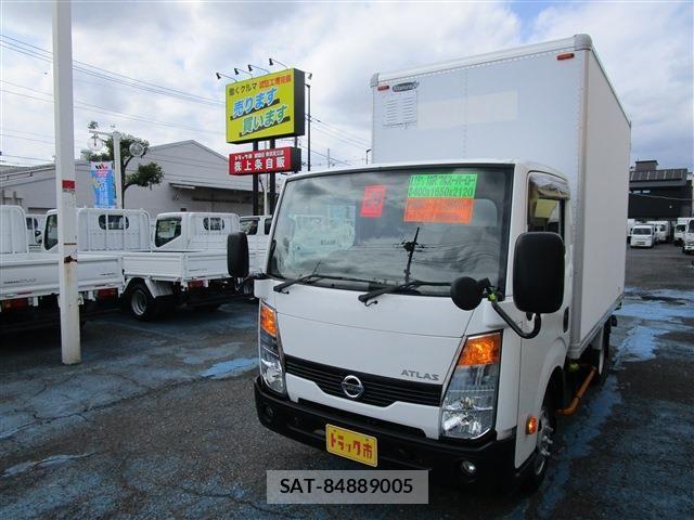 Nissan ATLAS 2017-05 8244619-0