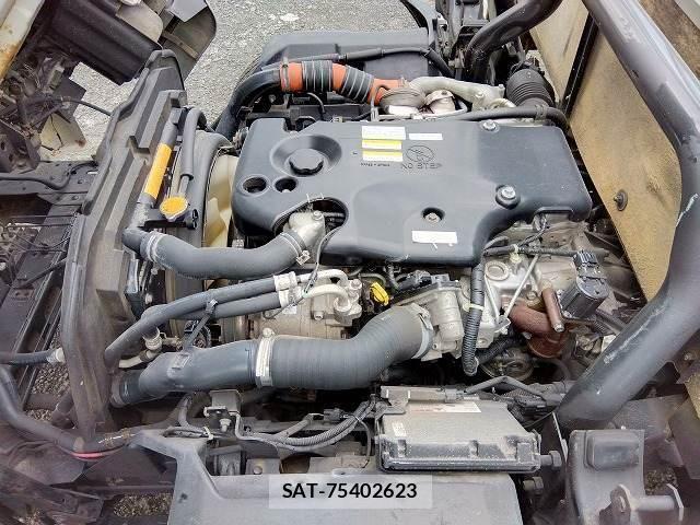 Nissan ATLAS 2009-10 8244620-16