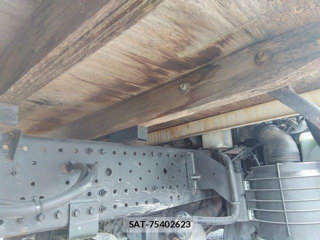 Nissan ATLAS 2009-10 8244620-19