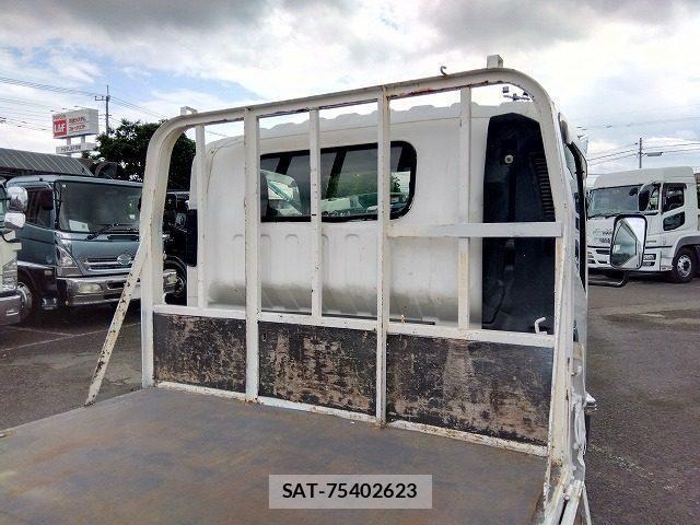 Nissan ATLAS 2009-10 8244620-6