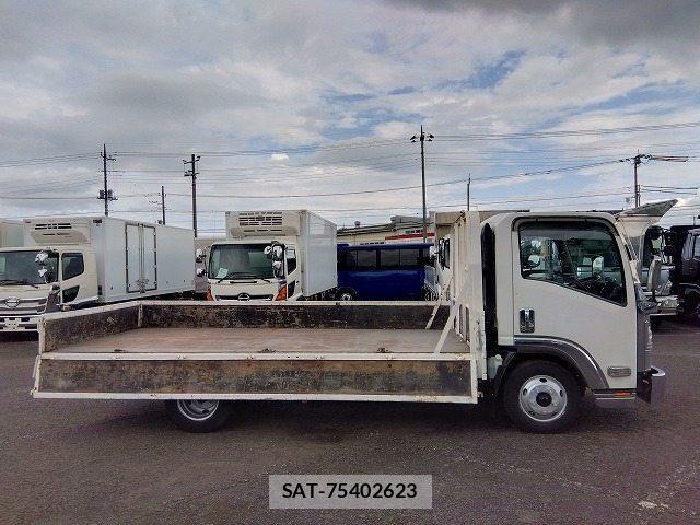 Nissan ATLAS 2009-10 8244620-8