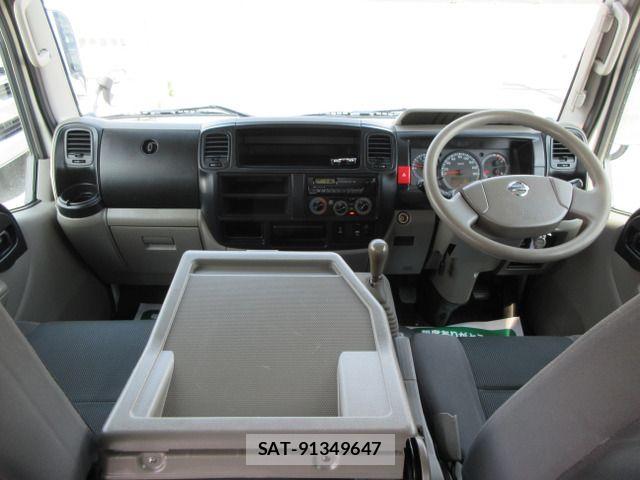 Nissan ATLAS 2011-08 8313066-10