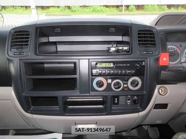 Nissan ATLAS 2011-08 8313066-12