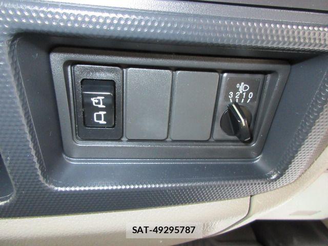 Nissan ATLAS 2016-02 8313065-17