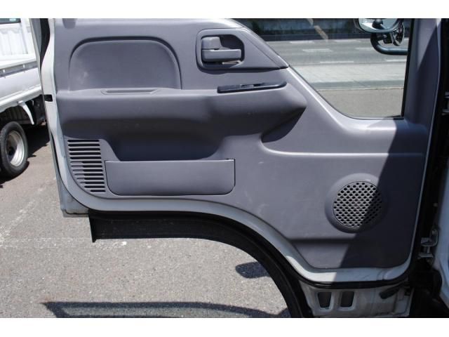 Nissan ATLAS 2006-07 8331830-29