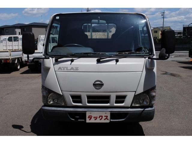 Nissan ATLAS 2006-07 8331830-3