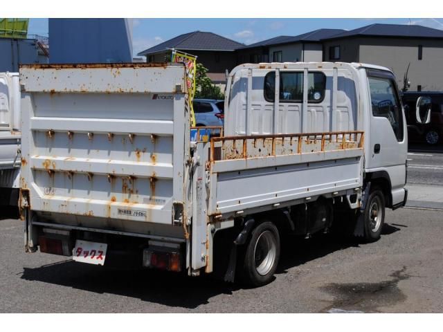 Nissan ATLAS 2006-07 8331830-6