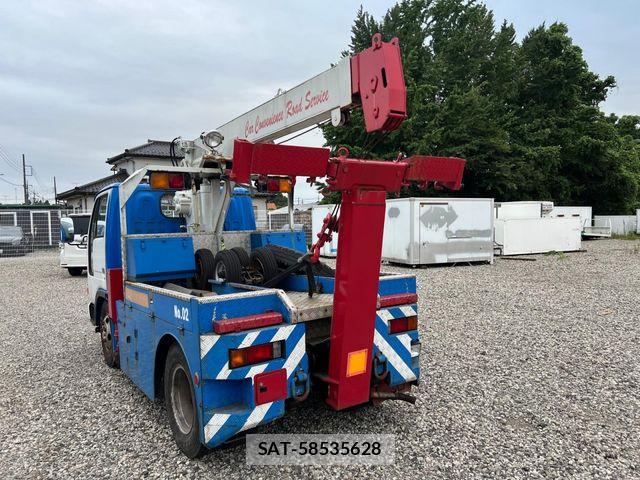 Nissan ATLAS 1993-09 8334859-2