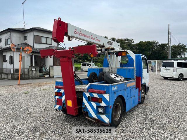 Nissan ATLAS 1993-09 8334859-3