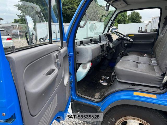 Nissan ATLAS 1993-09 8334859-5