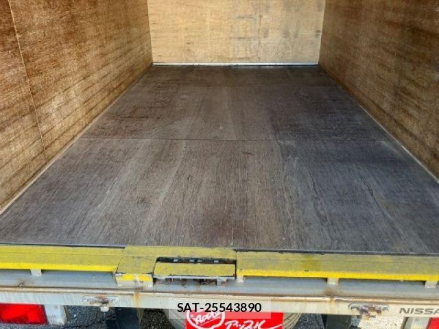 Nissan ATLAS 2013-09 8334860-9