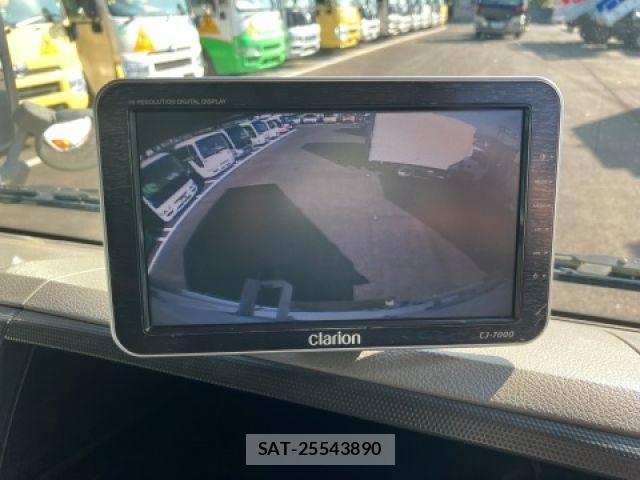 Nissan ATLAS 2013-09 8334860-22