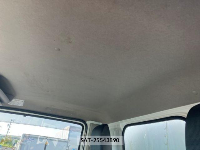 Nissan ATLAS 2013-09 8334860-26