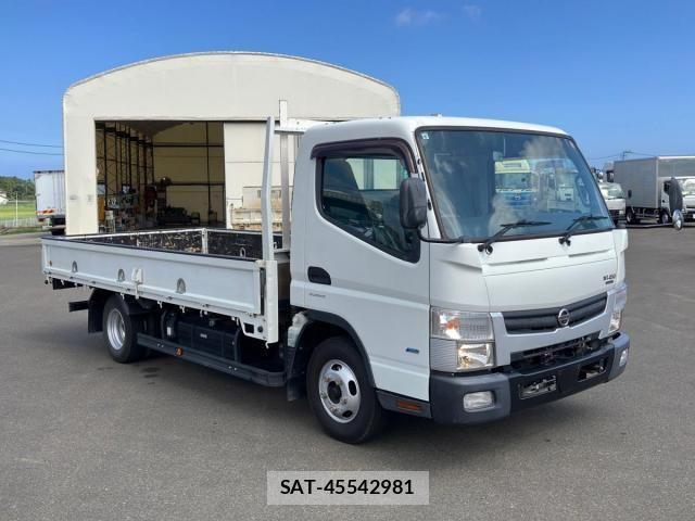 Nissan ATLAS 2015-08 8353922-1