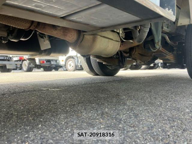 Nissan ATLAS 2013-09 8364773-14