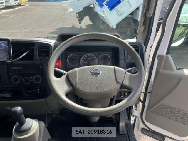 Nissan ATLAS 2013-09 8364773-20