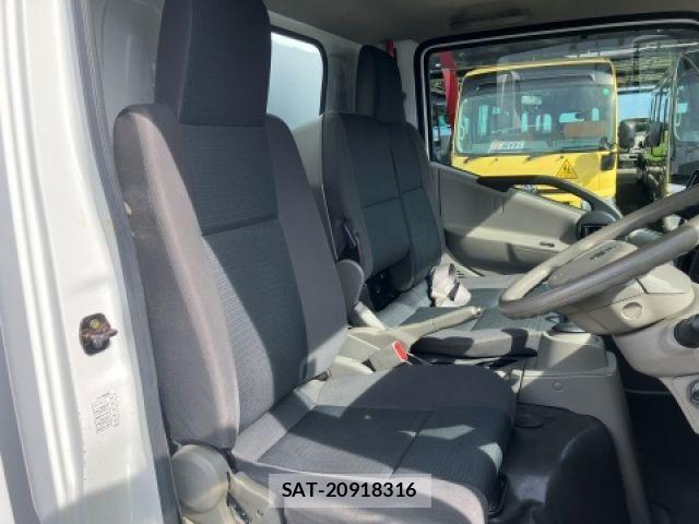 Nissan ATLAS 2013-09 8364773-26