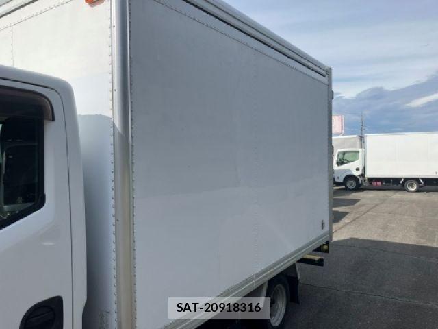 Nissan ATLAS 2013-09 8364773-6