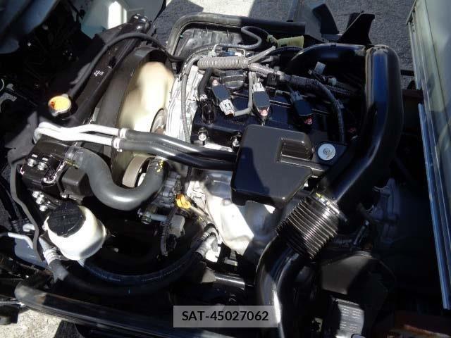 Nissan ATLAS 2020-06 8364774-3