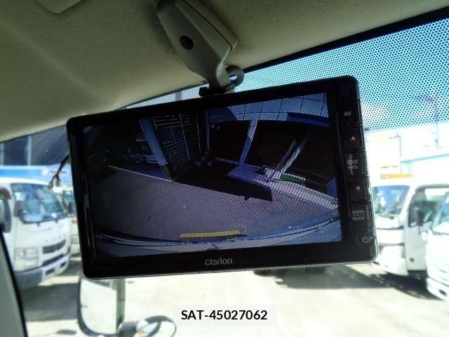Nissan ATLAS 2020-06 8364774-5