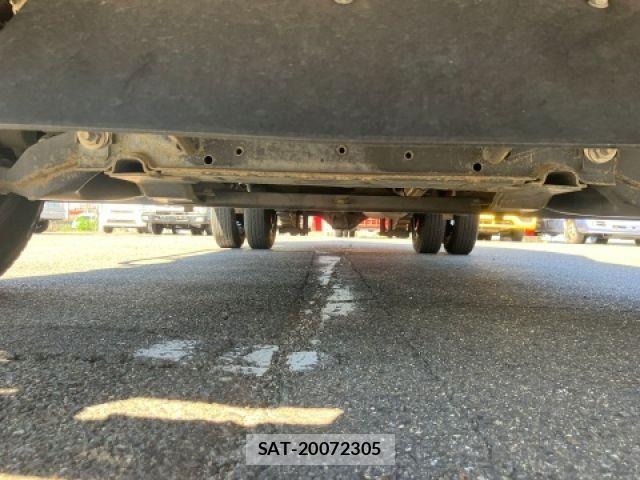 Nissan ATLAS 2013-04 8364772-11