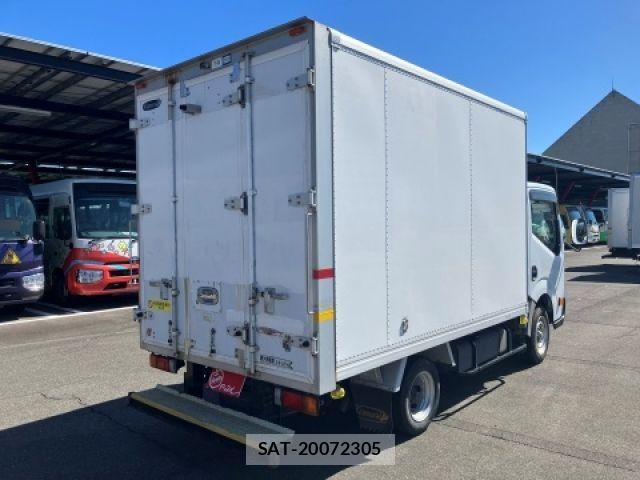 Nissan ATLAS 2013-04 8364772-1