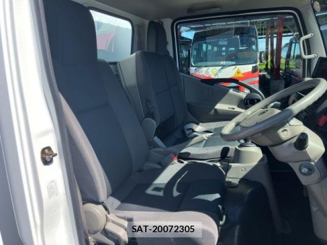 Nissan ATLAS 2013-04 8364772-22