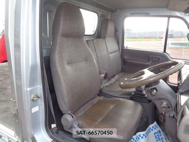 Nissan ATLAS 1995-01 8364775-10