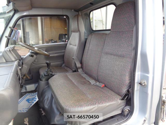 Nissan ATLAS 1995-01 8364775-11