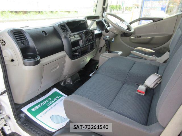Nissan ATLAS 2013-06 8437942-11
