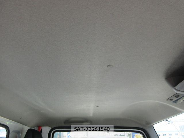 Nissan ATLAS 2013-06 8437942-18