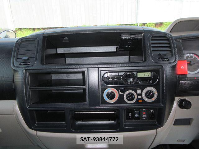 Nissan ATLAS 2019-01 8437940-13